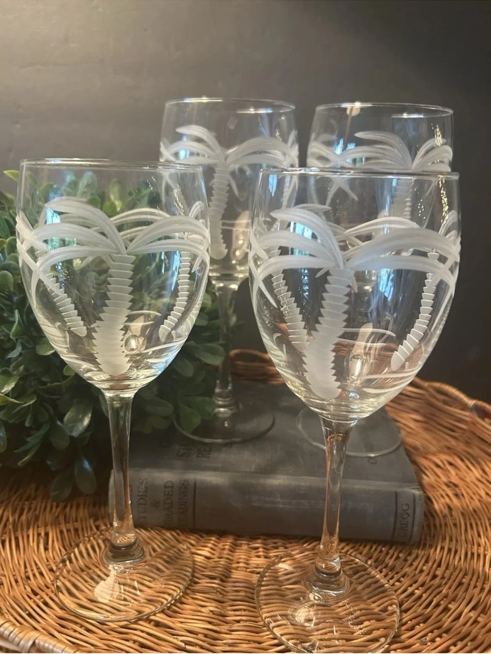 4 Rolfs Etched Palm Tree Wine Glasses‎ Goblets Clear Footed Excellent 7
